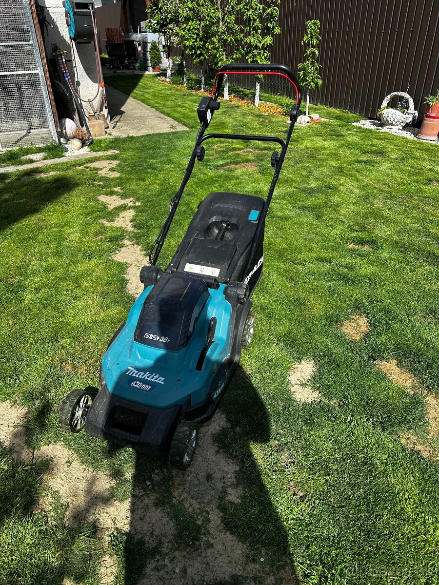 Makita DLM432PT2 AKU kosačka