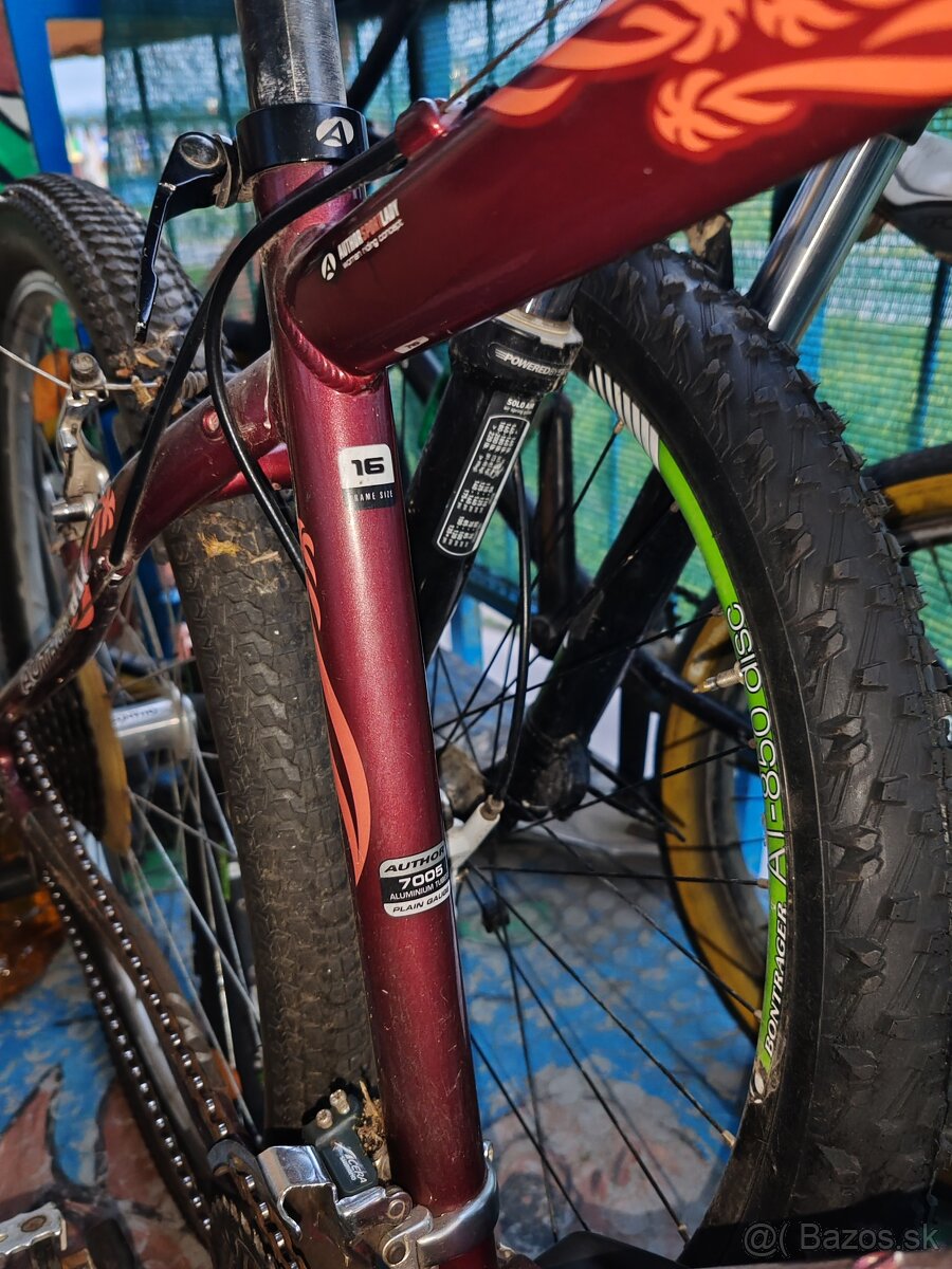 Predám dievčenský horský bicykel