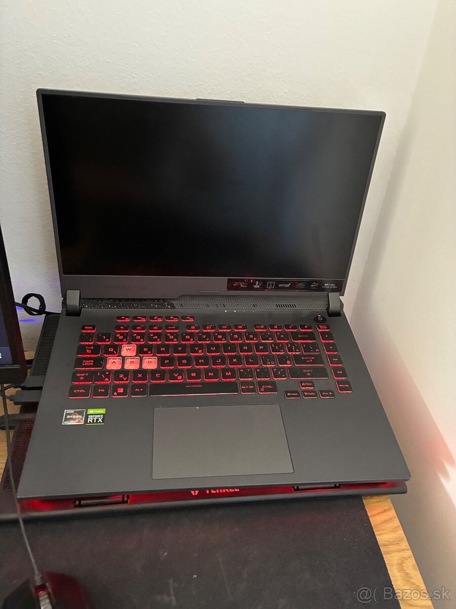Herný notebook ROG strix G513RW