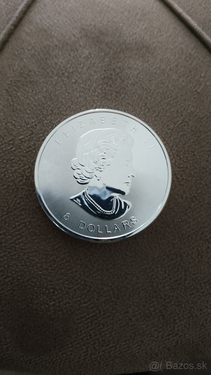 Multi maple leaf 2015 1 1/2 oz
