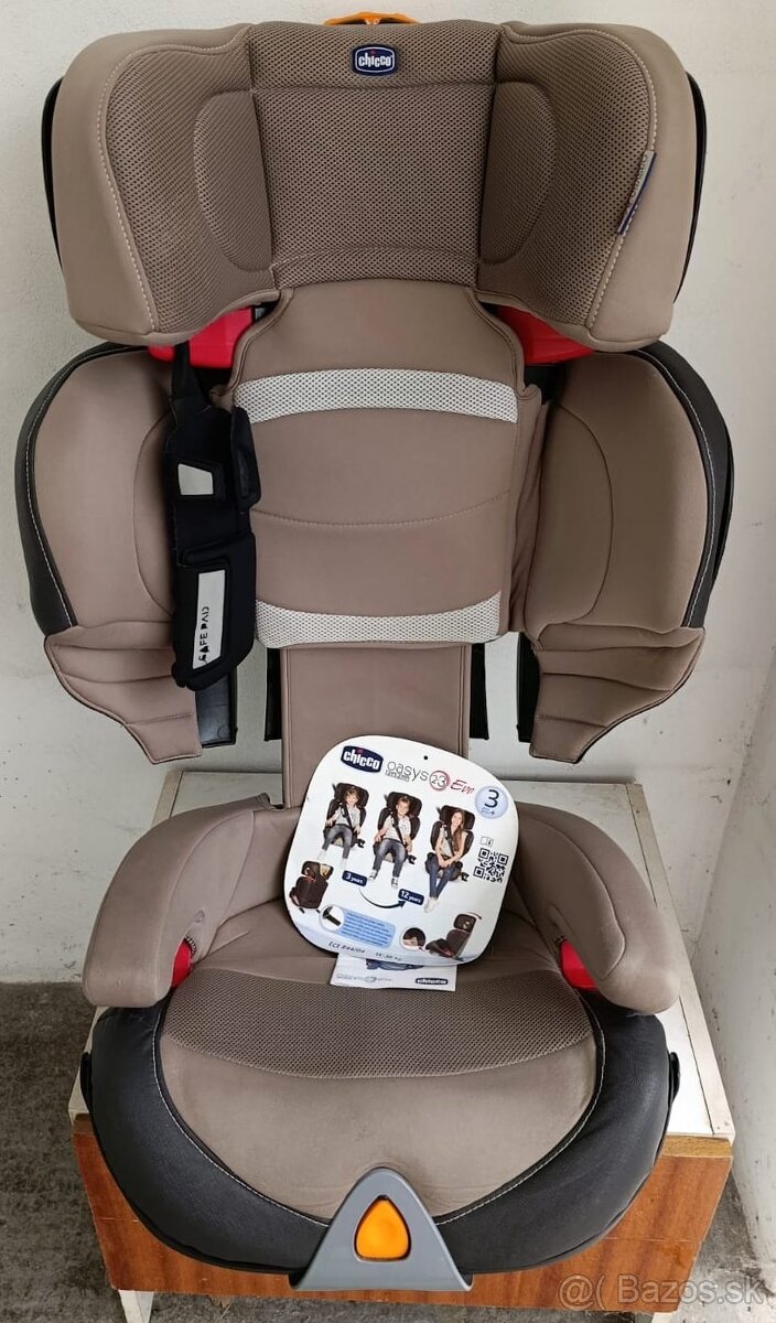 CHICCO Oasys 2-3 FixPlus Evo Jet Brown 15-36 kg