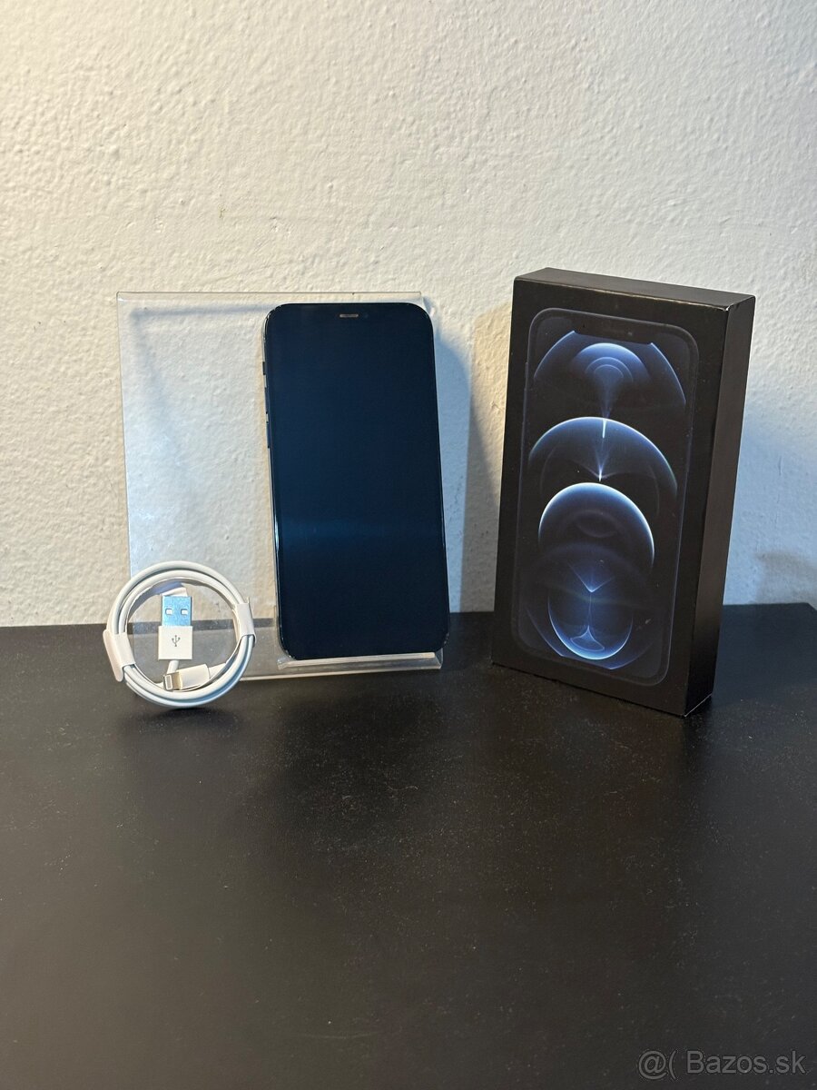 Predám Apple iPhone 12 PRO 256GB Blue Minimálne známky