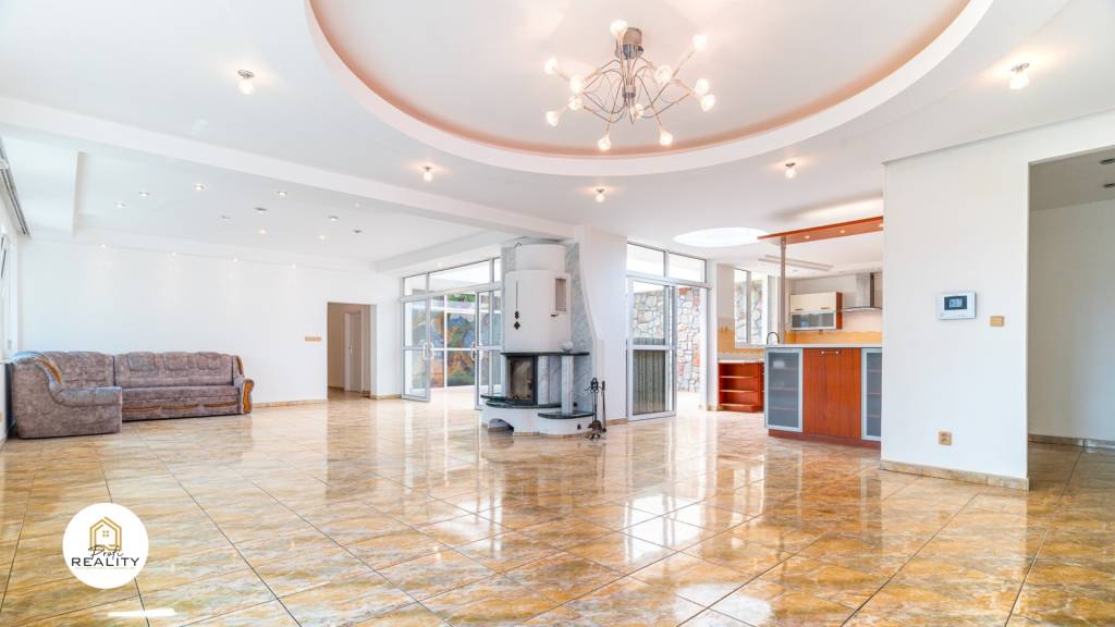 NOVÁ CENA | 5i BYT 254 m² | 40 m² Terasa | EXKL. BÝVANIE HUM