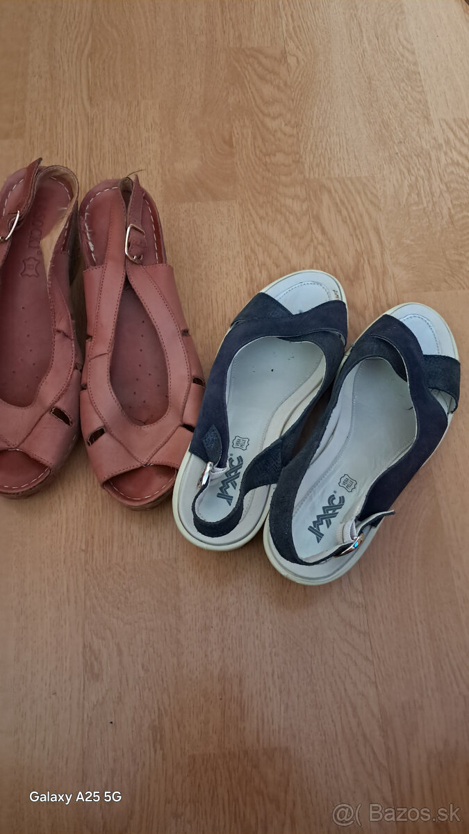2x Sandále veľ. 39