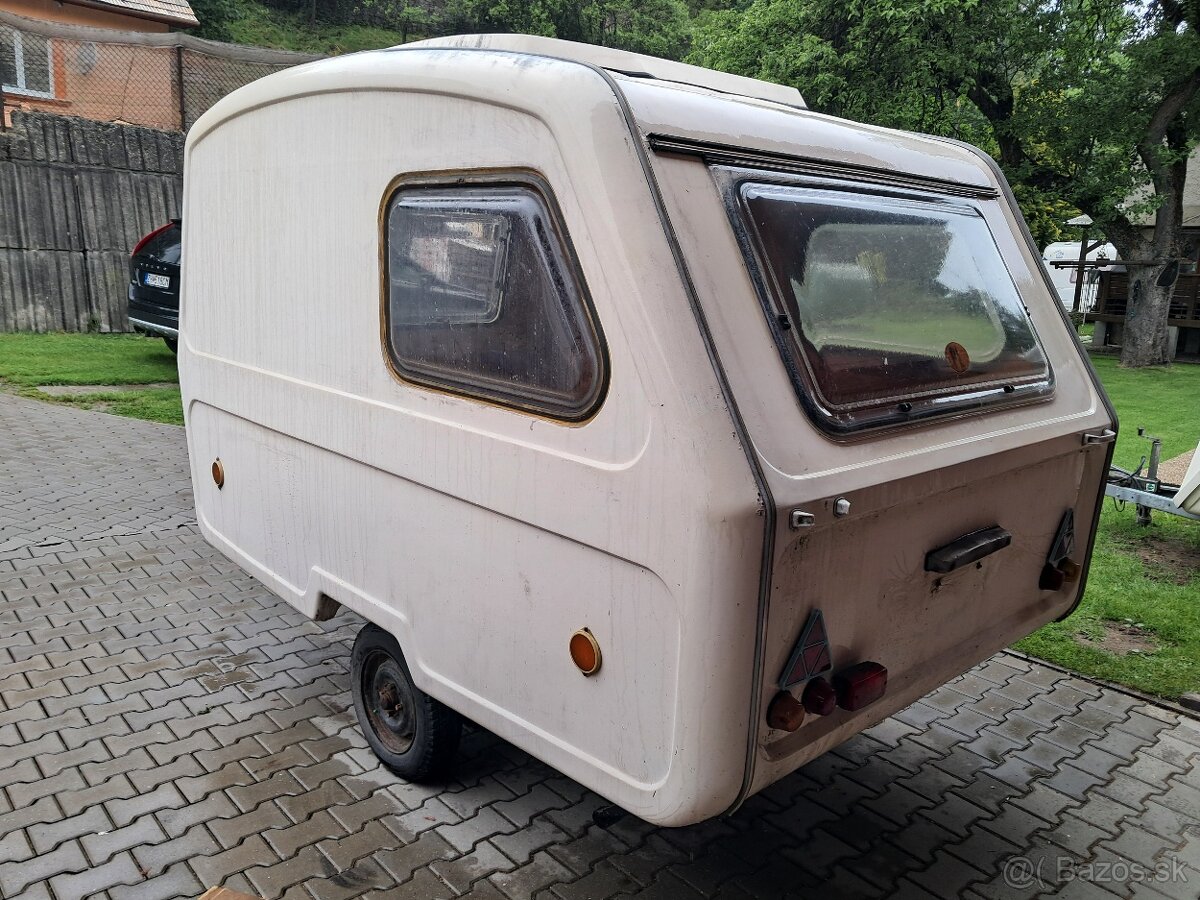 Niewiadow N126 karavan