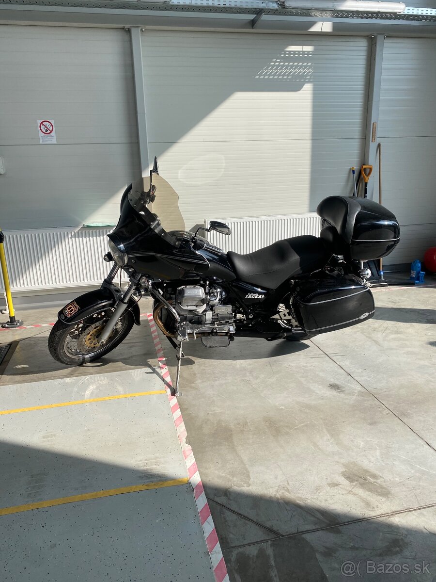 Moto Guzzi 1100 jackal