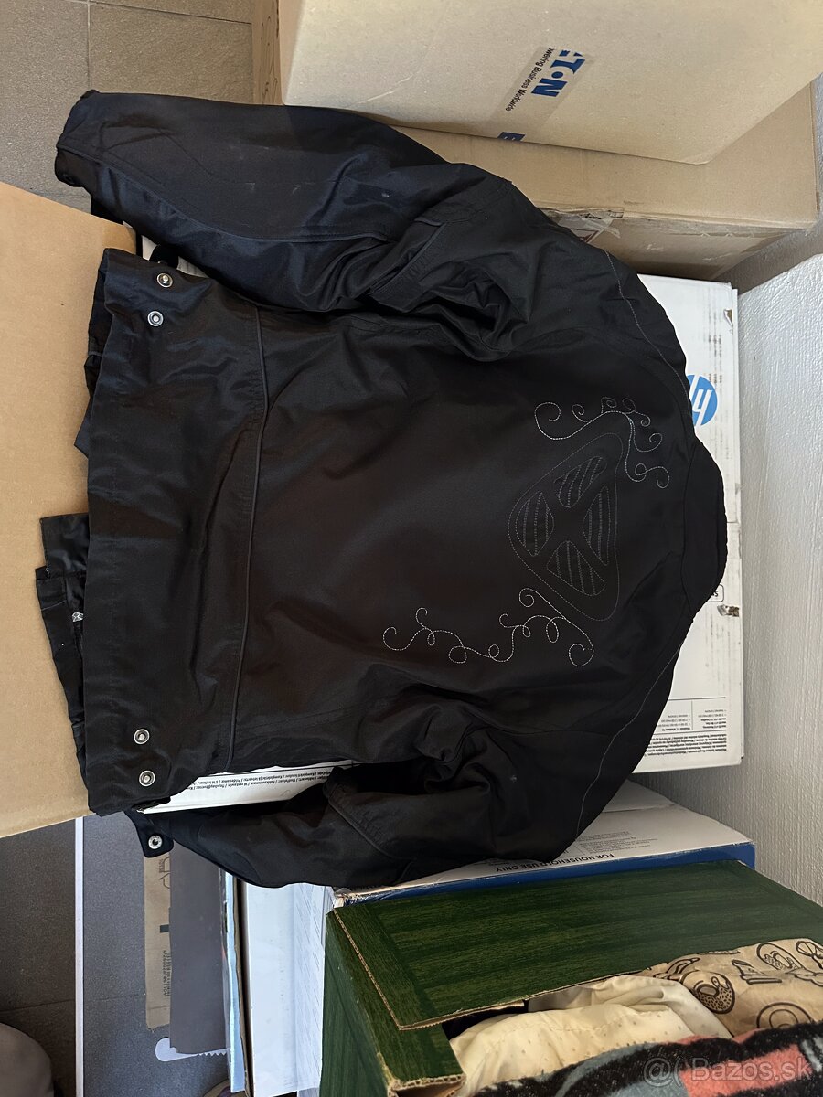 predam MOTO BUNDU zenska (velkost 4)