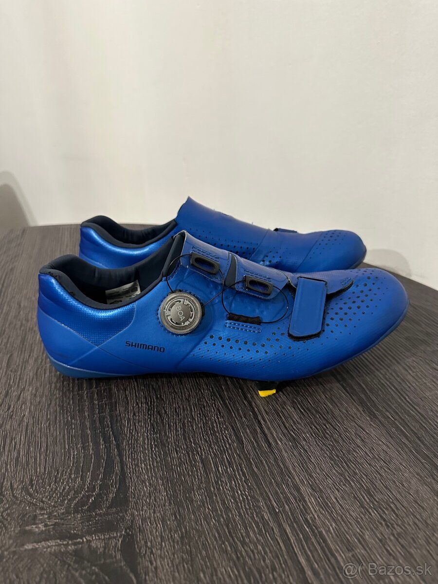 Shimano tretry