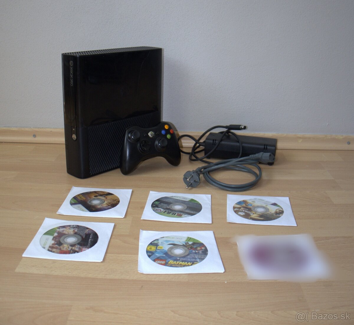 Predám Xbox 360 E 250GB