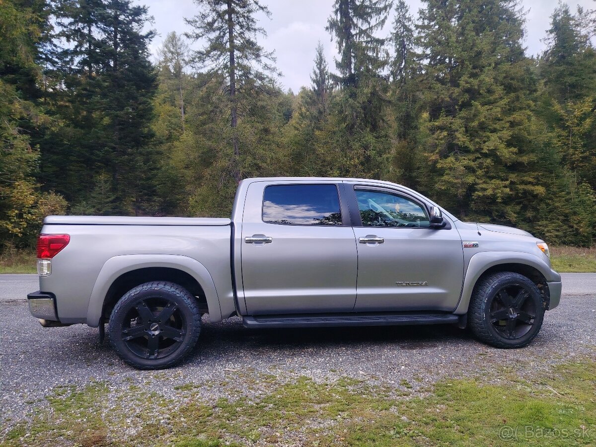Toyota TUNDRA 4X4 5,7 iForce / LPG