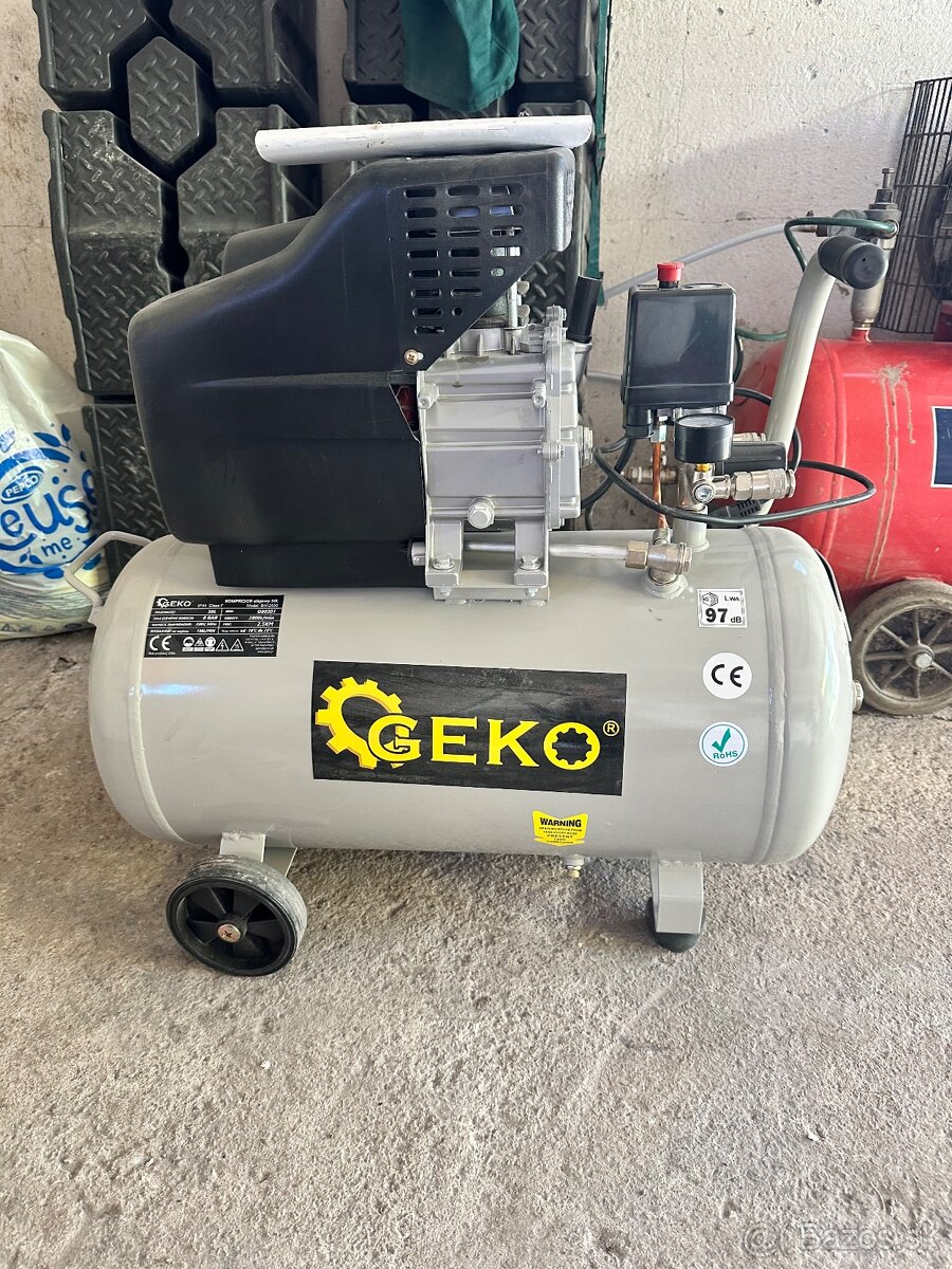 Vzduchový kompresor 50l 220V