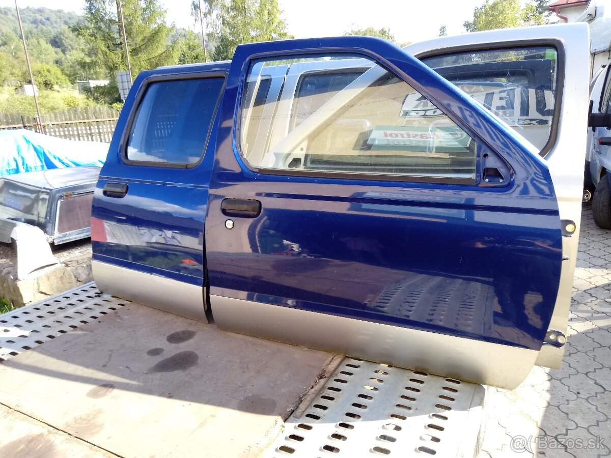 Nissan Navara-Pick up D22