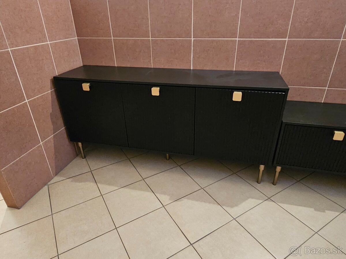 Komoda a TV stolik