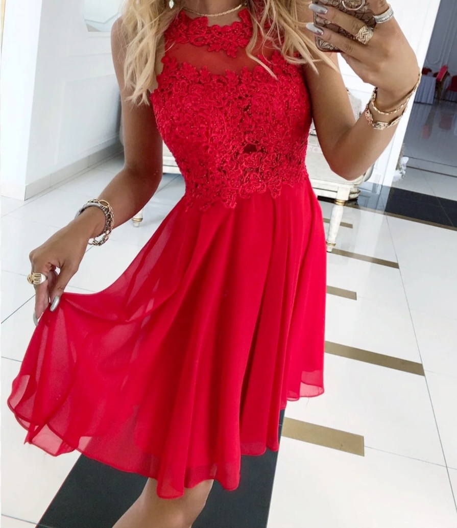 Nádherné spoločenské šatočky S na vianočné fotenie