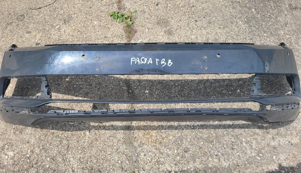 Volkswagen passat b8 naraznik predny 6x pdc ostrek