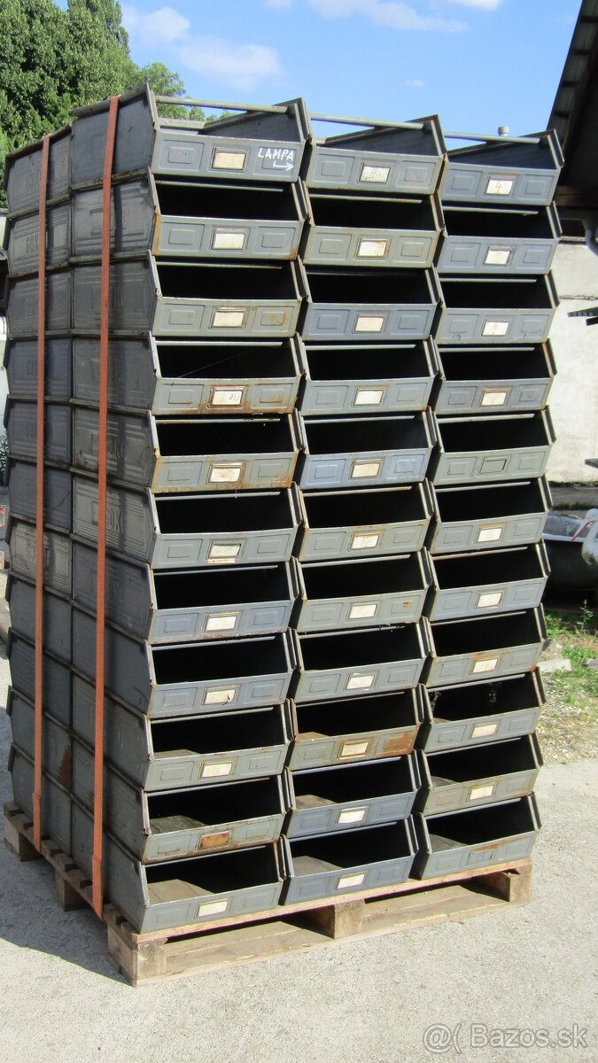 Plechové silné boxy na náradie,materíal a podobne.