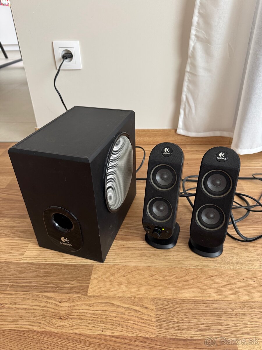 Predám repráky Logitech X-230 2+1