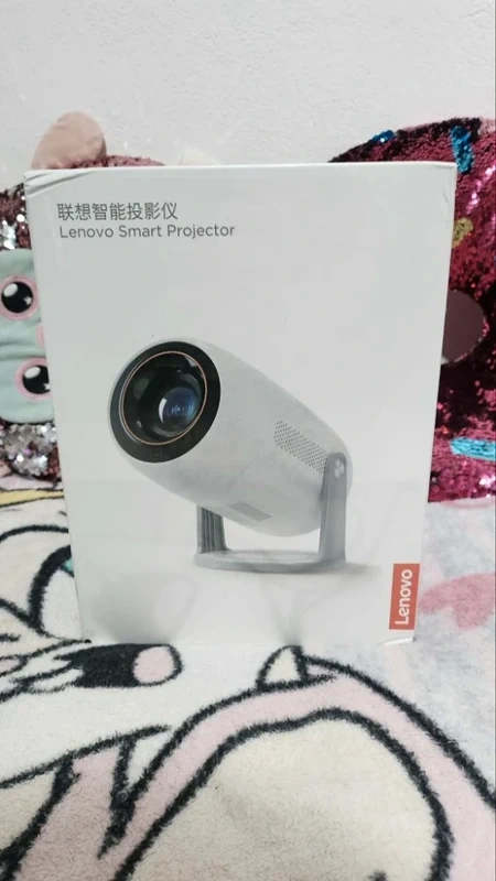 NOVÝ Projektor Lenovo 100M 4K, Android 12, WiFi 6 + Stojan Z