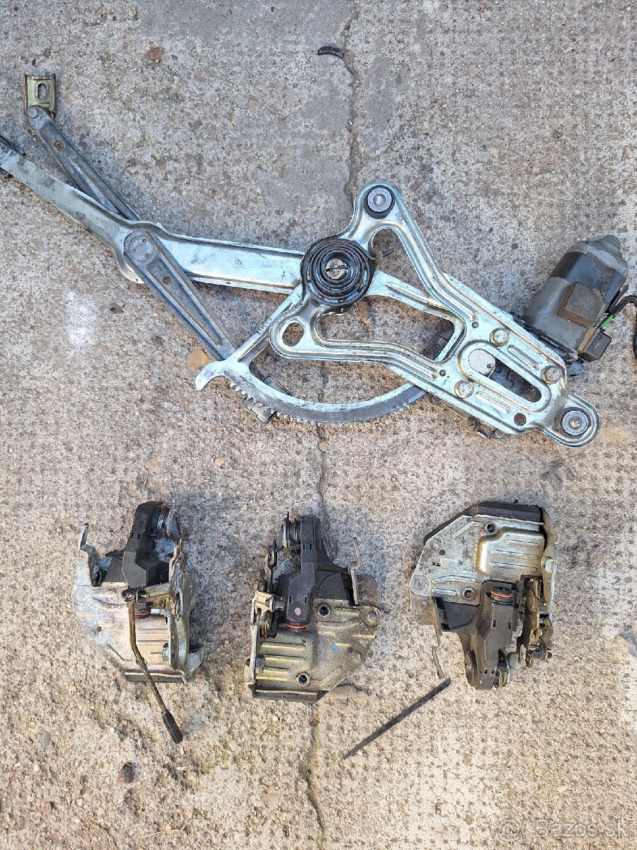 Mercedes w124 mechanizmus okien a dveri