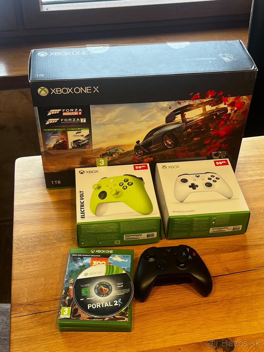 Xbox one series X + 3 ovladace + hry