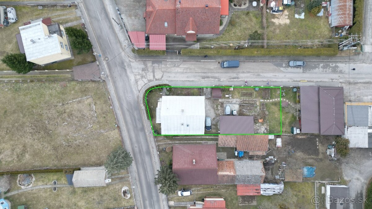 Veľký rodinný dom iba pár metrov od centra Rajeckých Teplíc