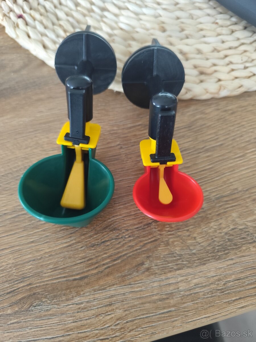 Napajacka pre hydinu