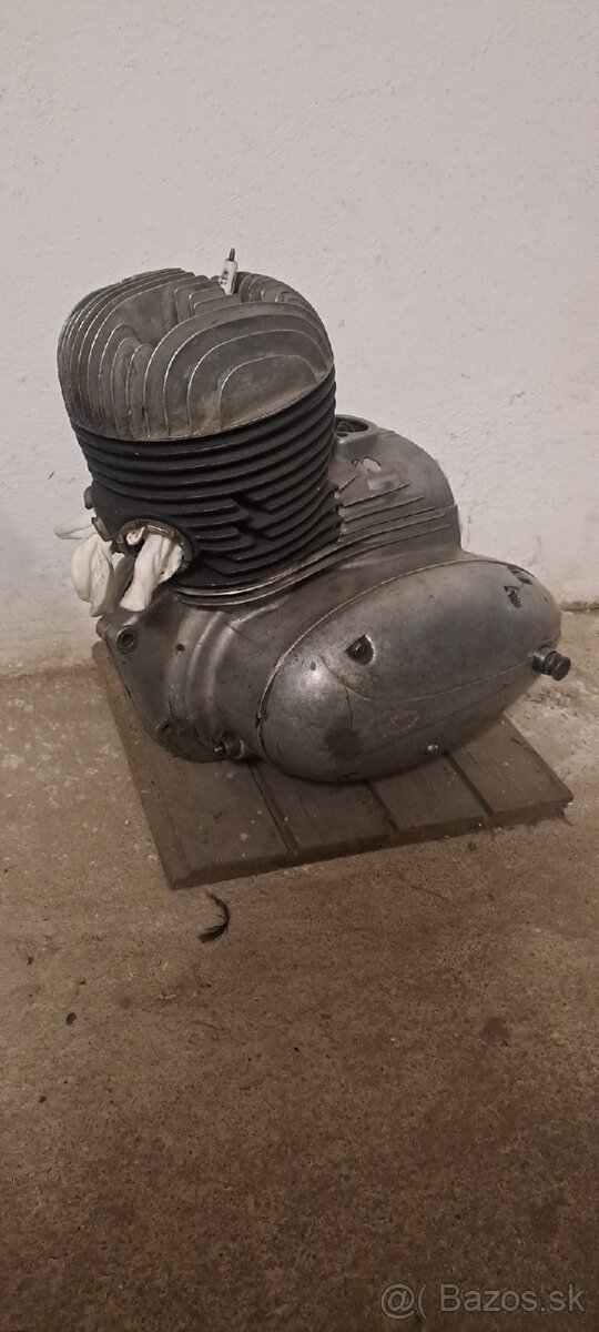 Jawa 250 559