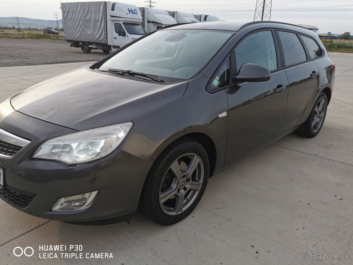Opel Astra J 1.7 cdti