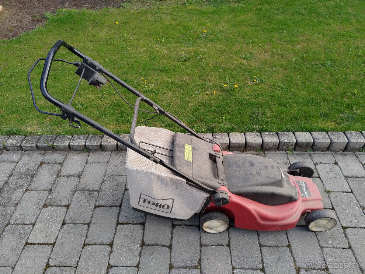 Predam TORO 21070 elektricku kosacku
