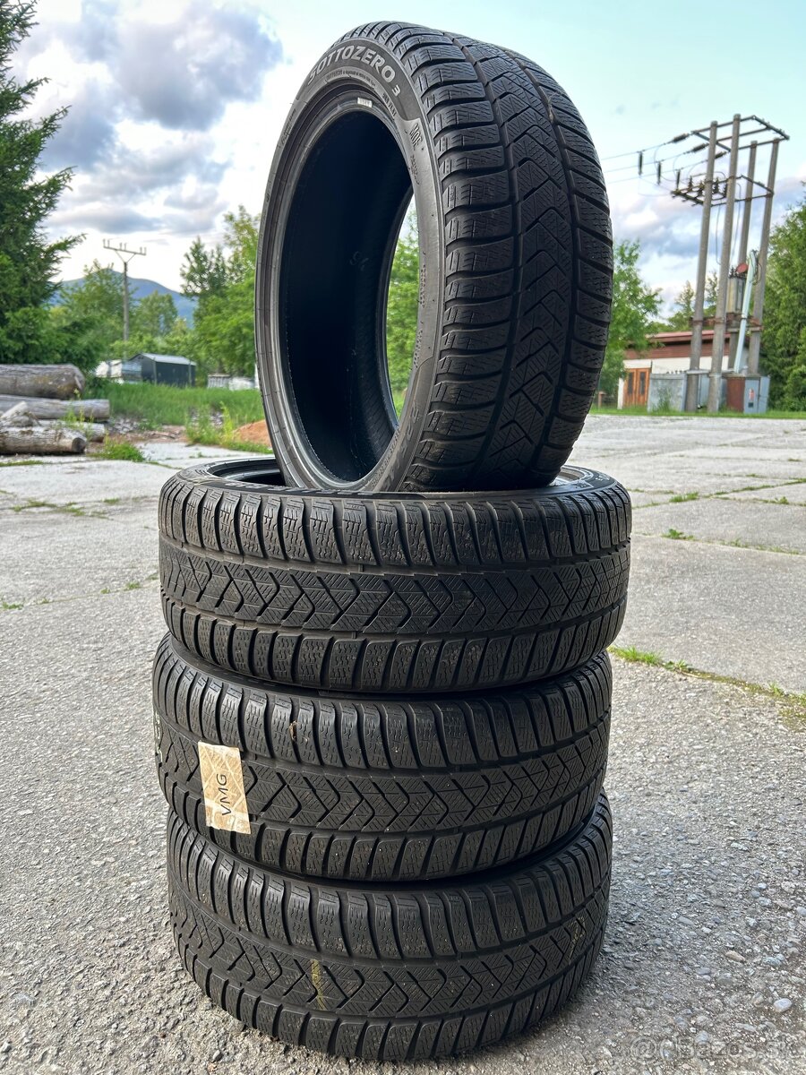 Zimné pneumatiky PIRELLI 225/45 R18