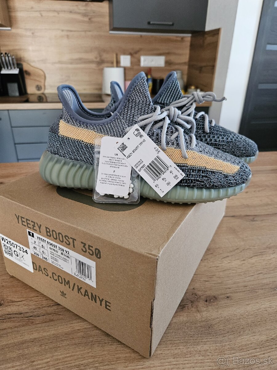 Adidas Yeezy Boos veľ. 40