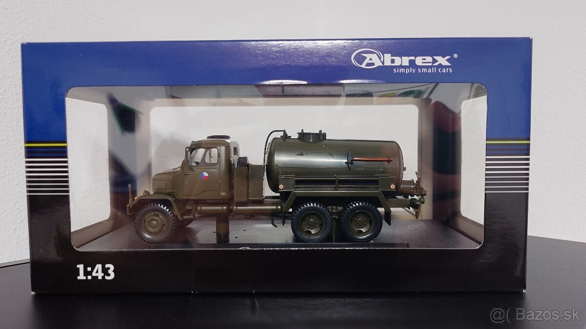 Praga V3S ČSLA Fekálny voz 1:43