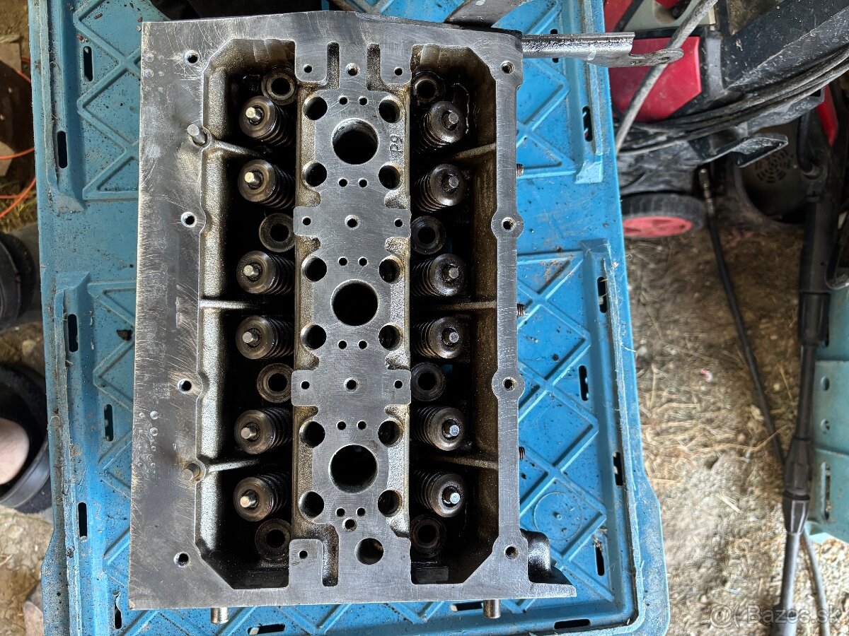 Hlava valcov 1.2 htp 12v 47kw