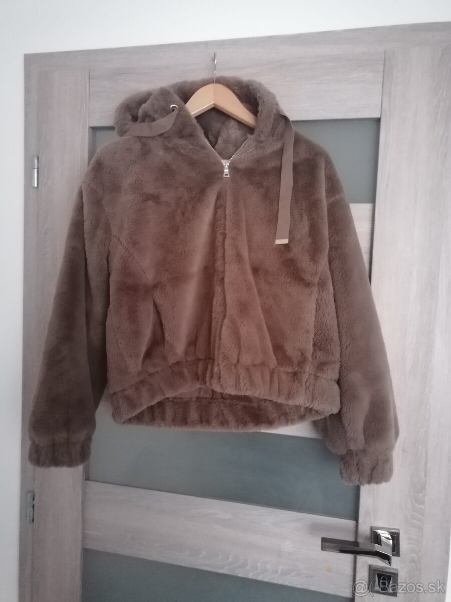 Dámske bundy.