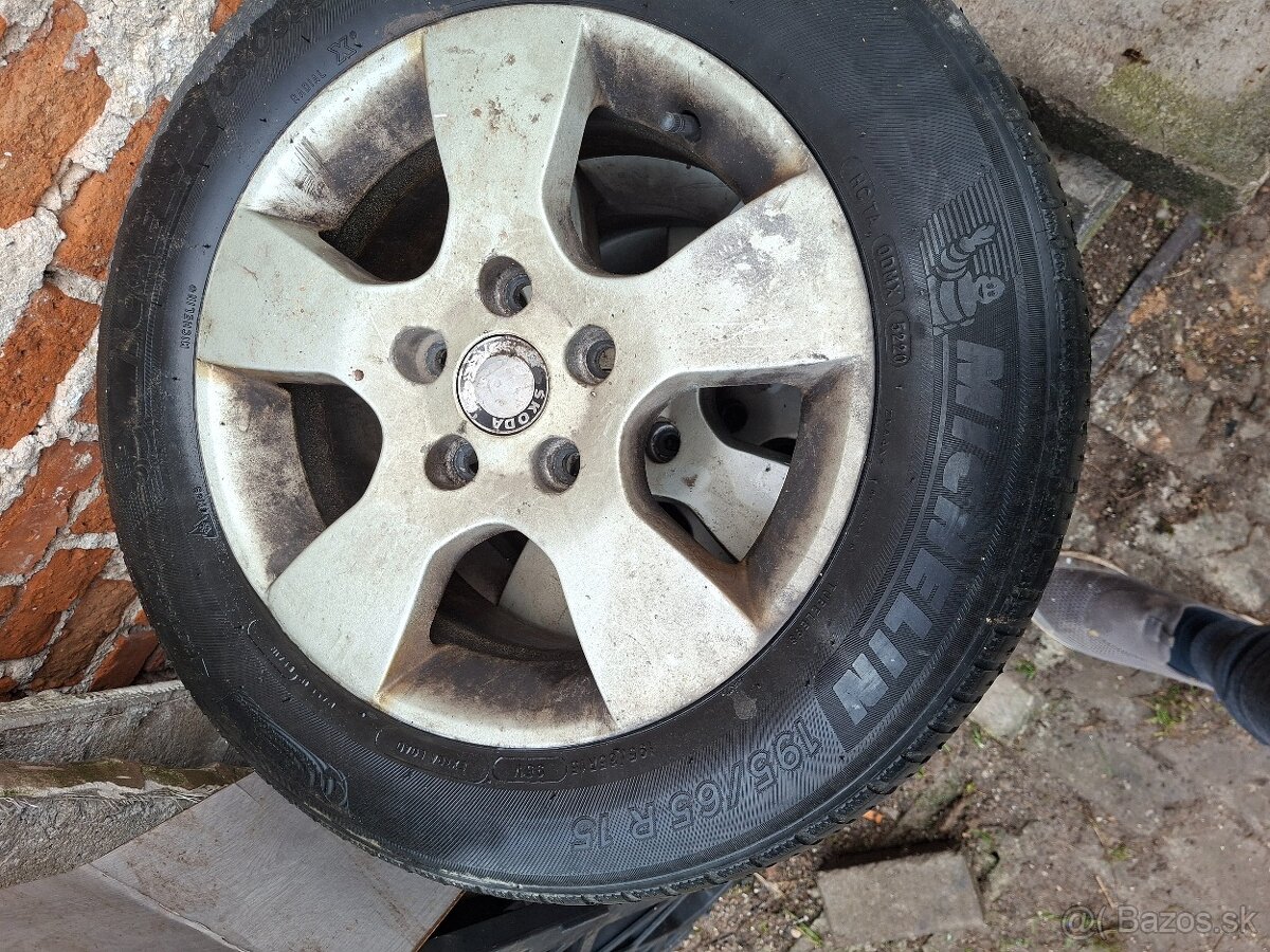 Predám zimné kolesa 5×12 195 r15