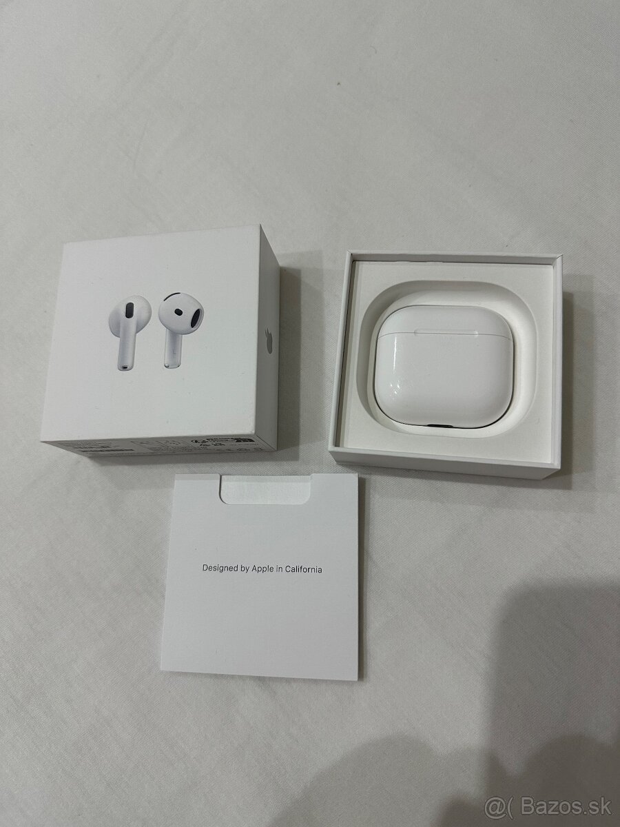 Apple AirPods 4