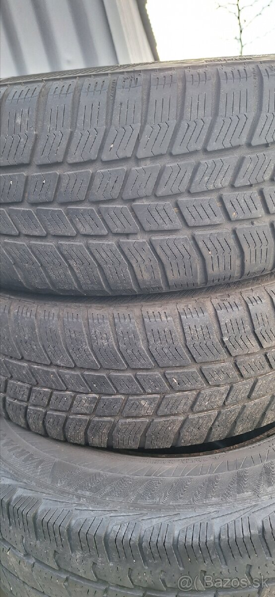 2kusy zimne Barum 185/60 R15