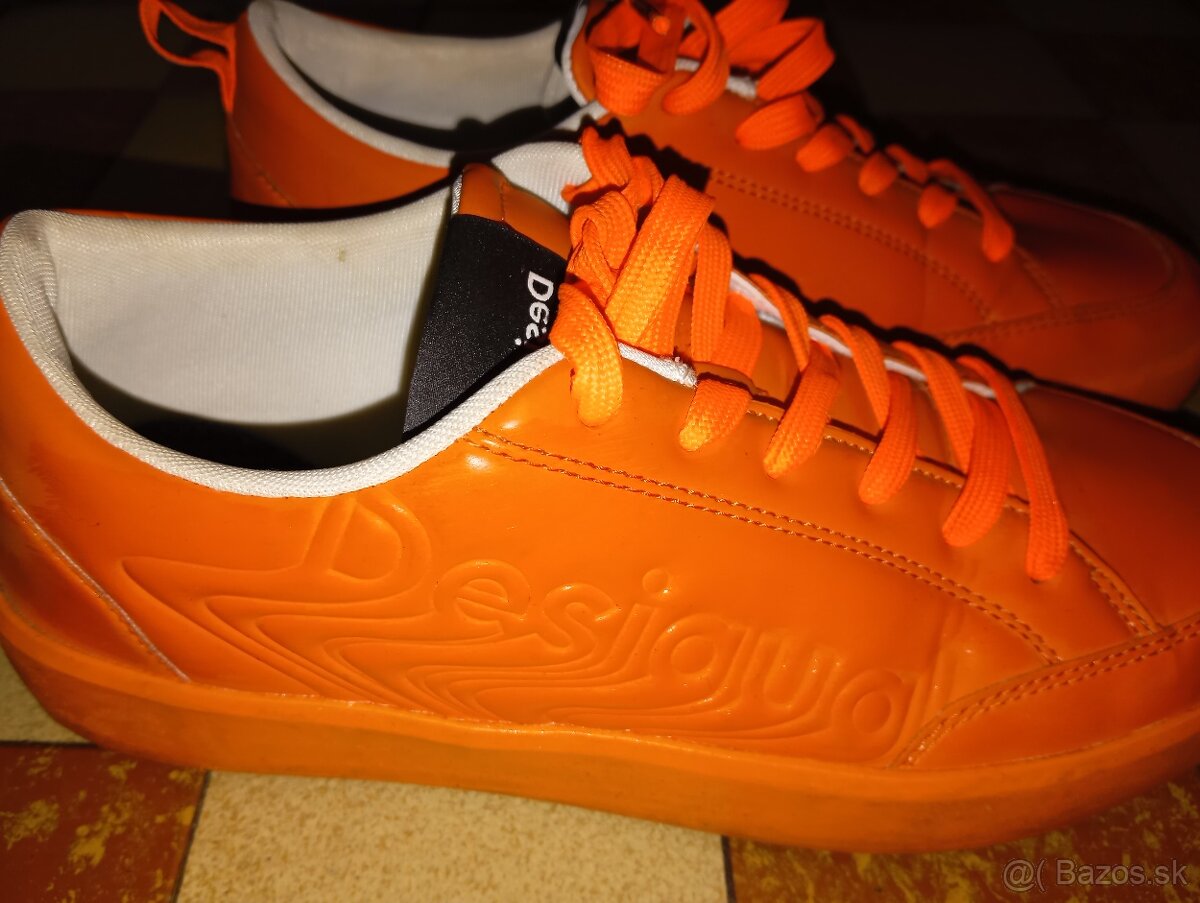 Botasky značkové c 40