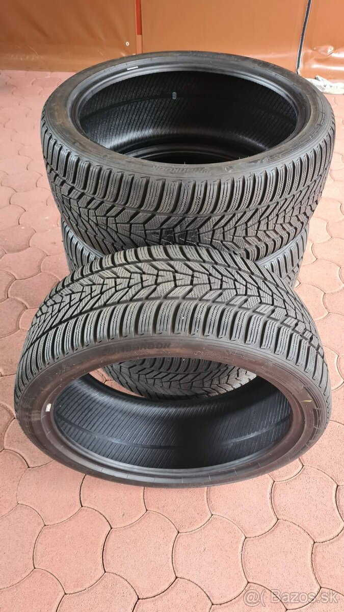Zimne pneumatiky Hankook Winter evo3 245/40 R20,275/35 R20