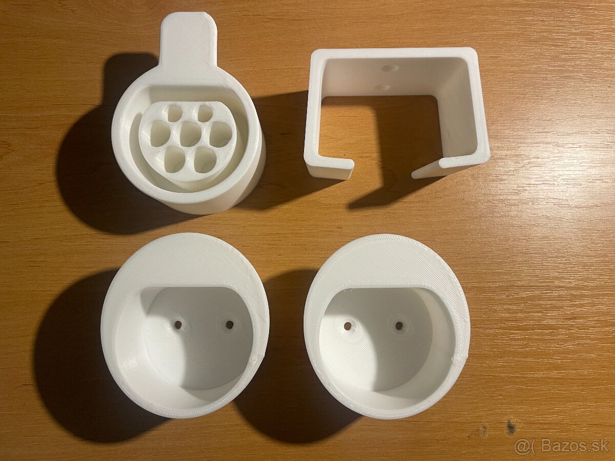 Držiak EV nabíjačiek