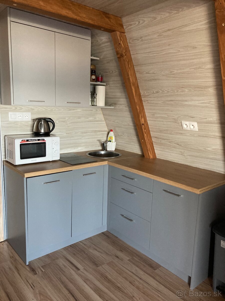 Prenajmem klimatizovanú chatku