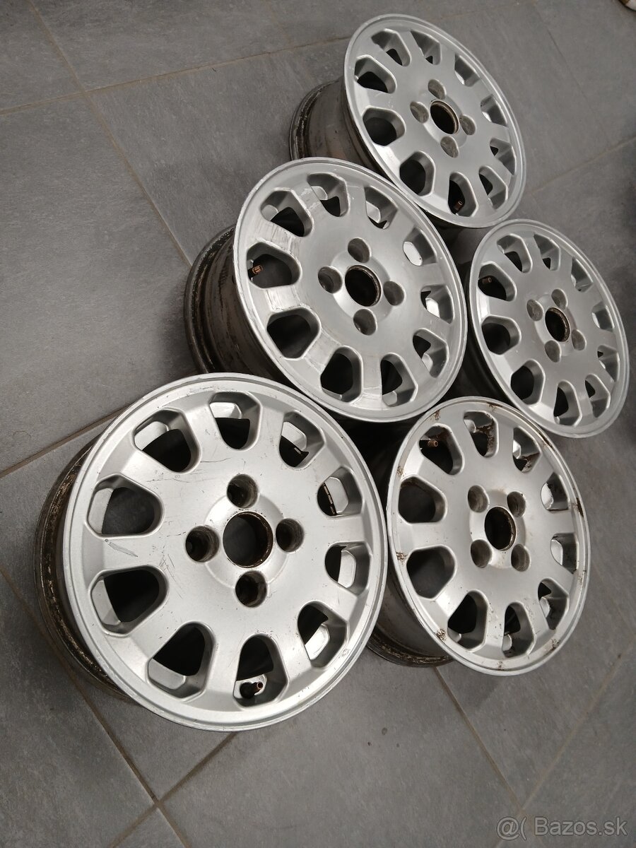 Felicia mystery 4x100 r13