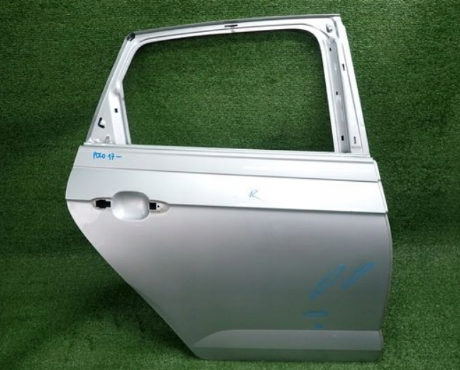 vw polo dvere pravé zadné 2017+