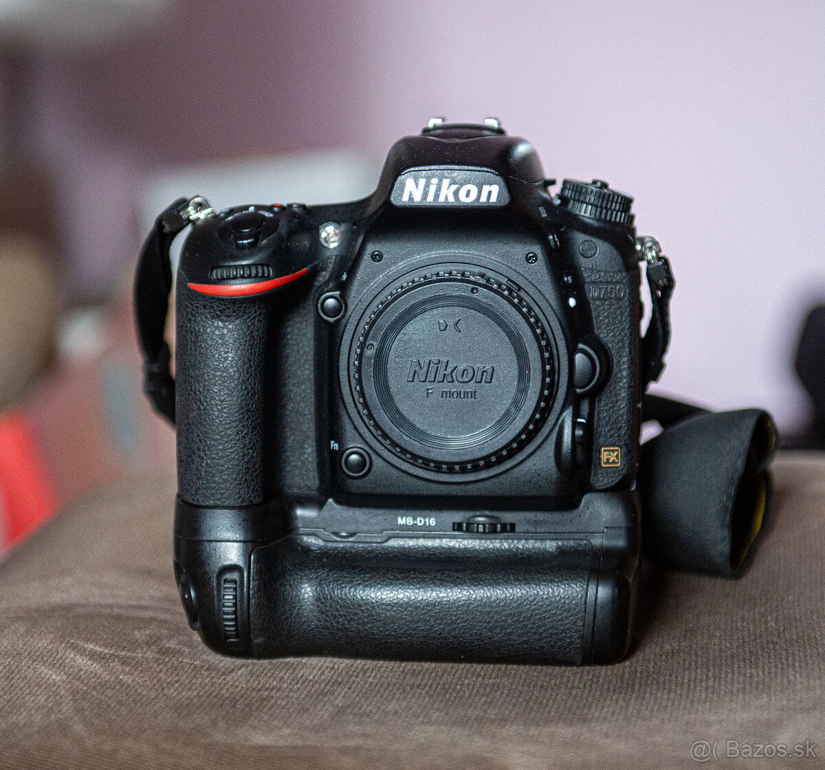 Predám D750 telo len 2113 snímok