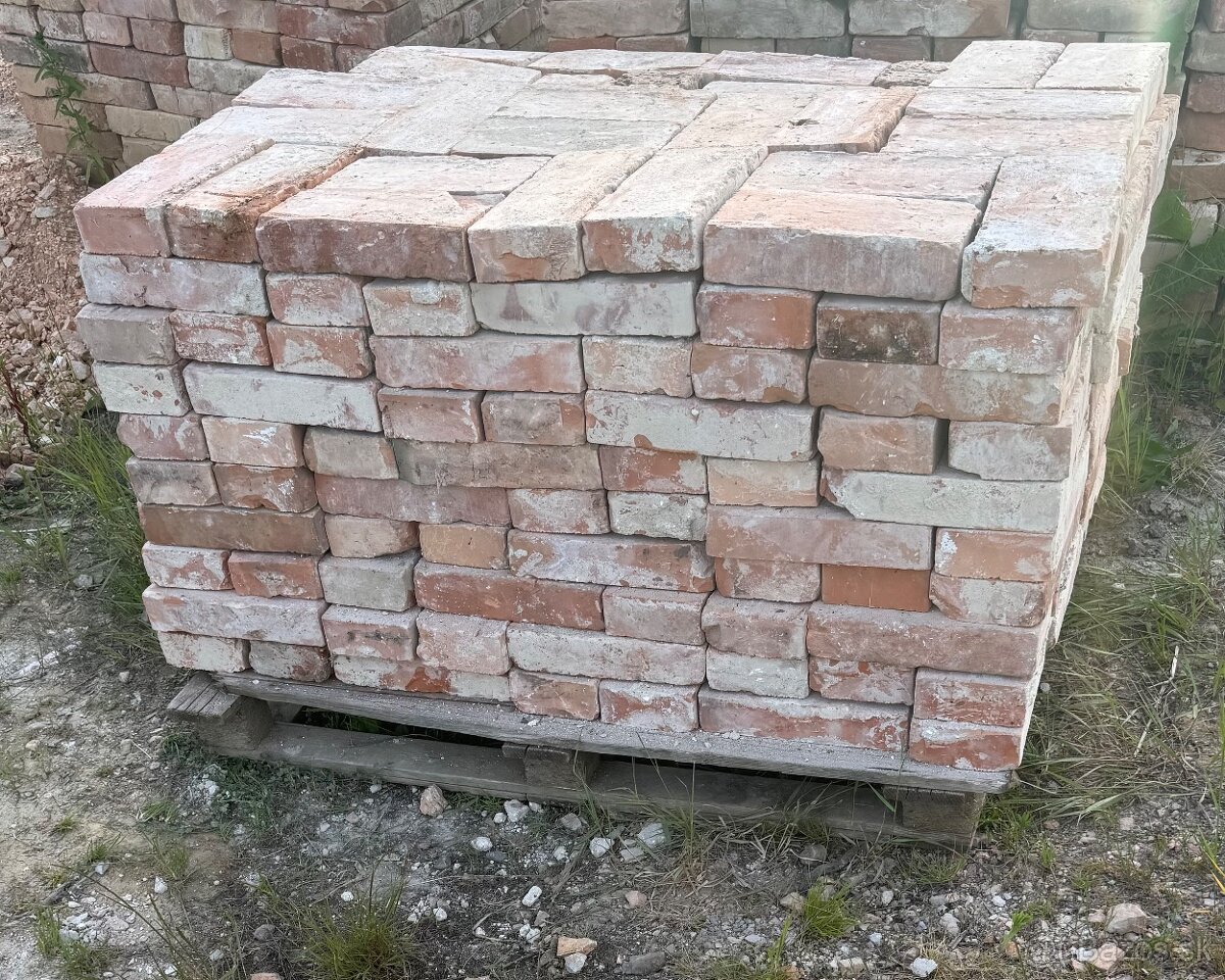 Očistená pálená tehla