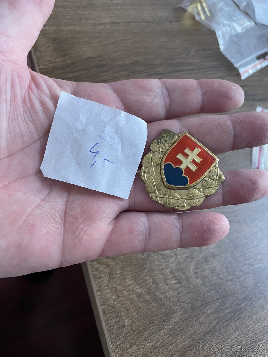 Vojenske Odznaky 8