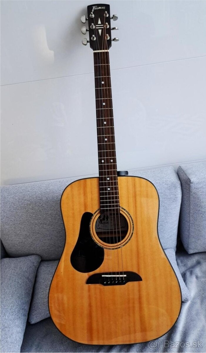Ľavoruká akustická gitara Framus FD-14 SV L VNT Dreadnought