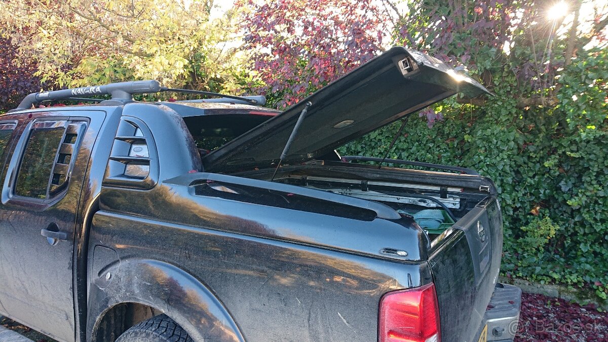 Hardtop nissan navara D40