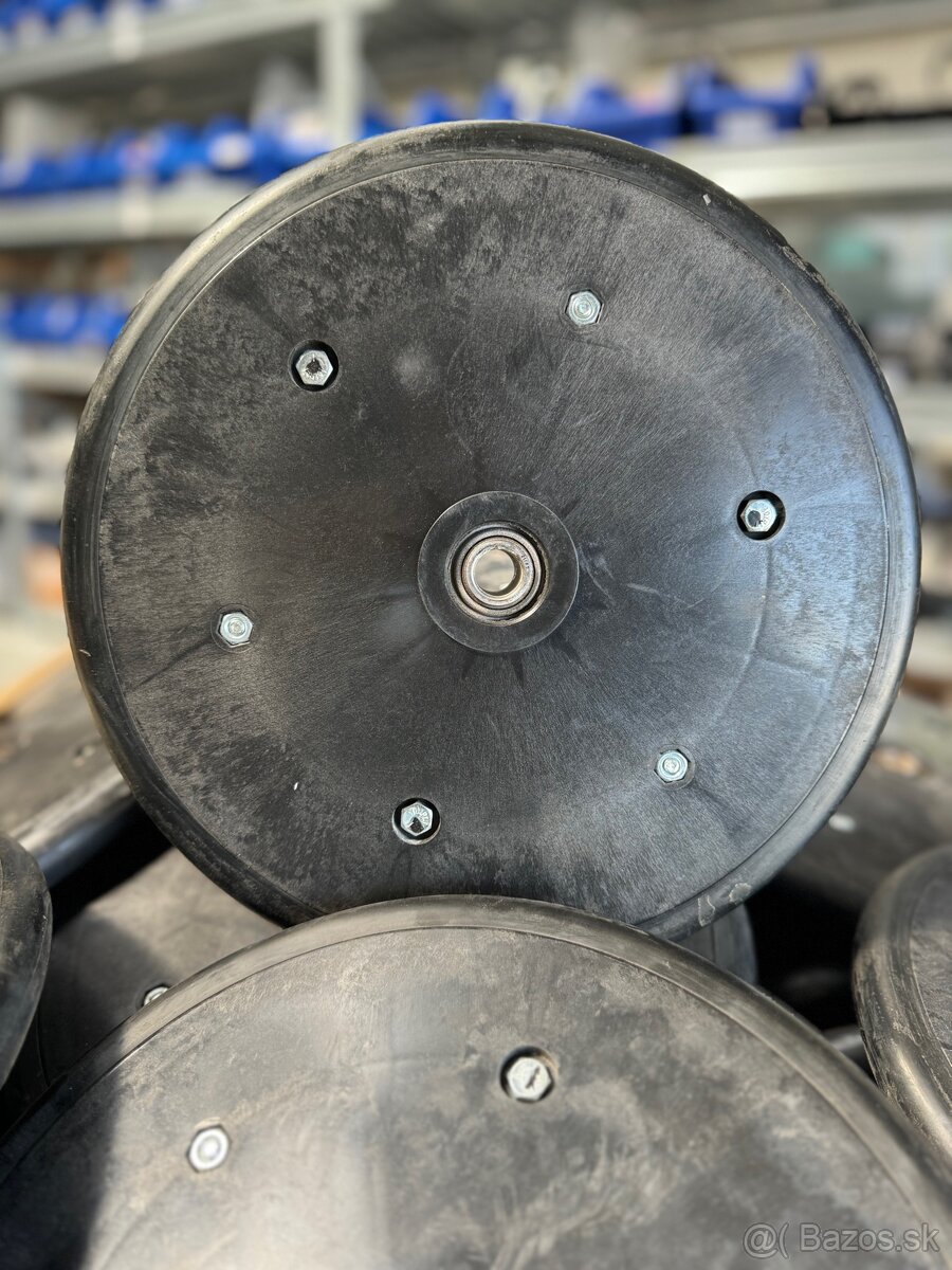 Horsch,Väderstad,KINZE a ine značky 