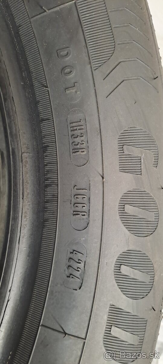 Letné pneu Goodyear EfficientGrip 215/55 R17 94V